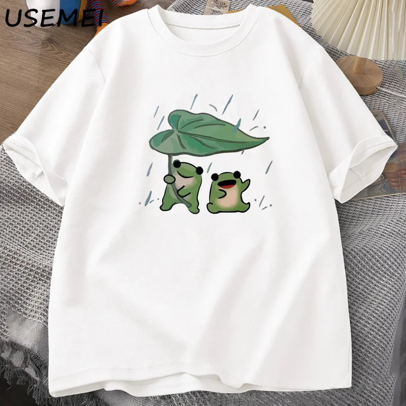 0074 Funny Frog Cute T‑Shirt – Rain & Love Graphic Tee for Men & Women, Casual Streetwear