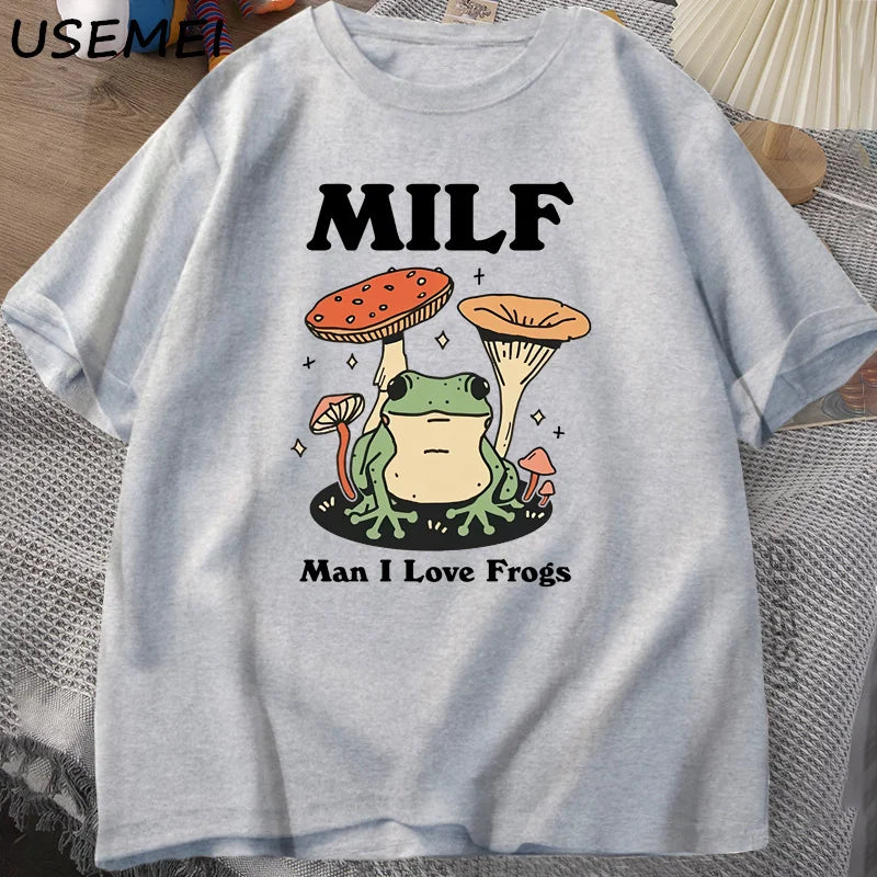 0073 Retro Frog T‑Shirt – Funny Cottagecore MILF Froggy Graphic Tee for Men, Casual Streetwear